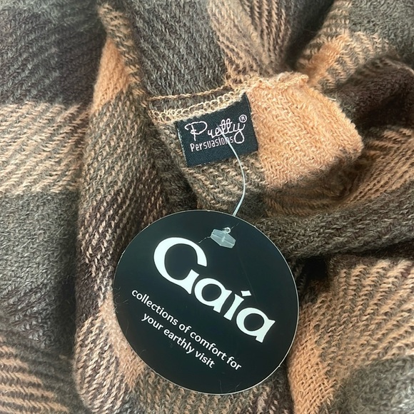 NWT Gaia Pretty Persuasions Infinity Brown Plaid Scarf Mini Throw NWT - Picture 3 of 5